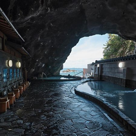 Hotel Urashima Katsuura  Exterior photo
