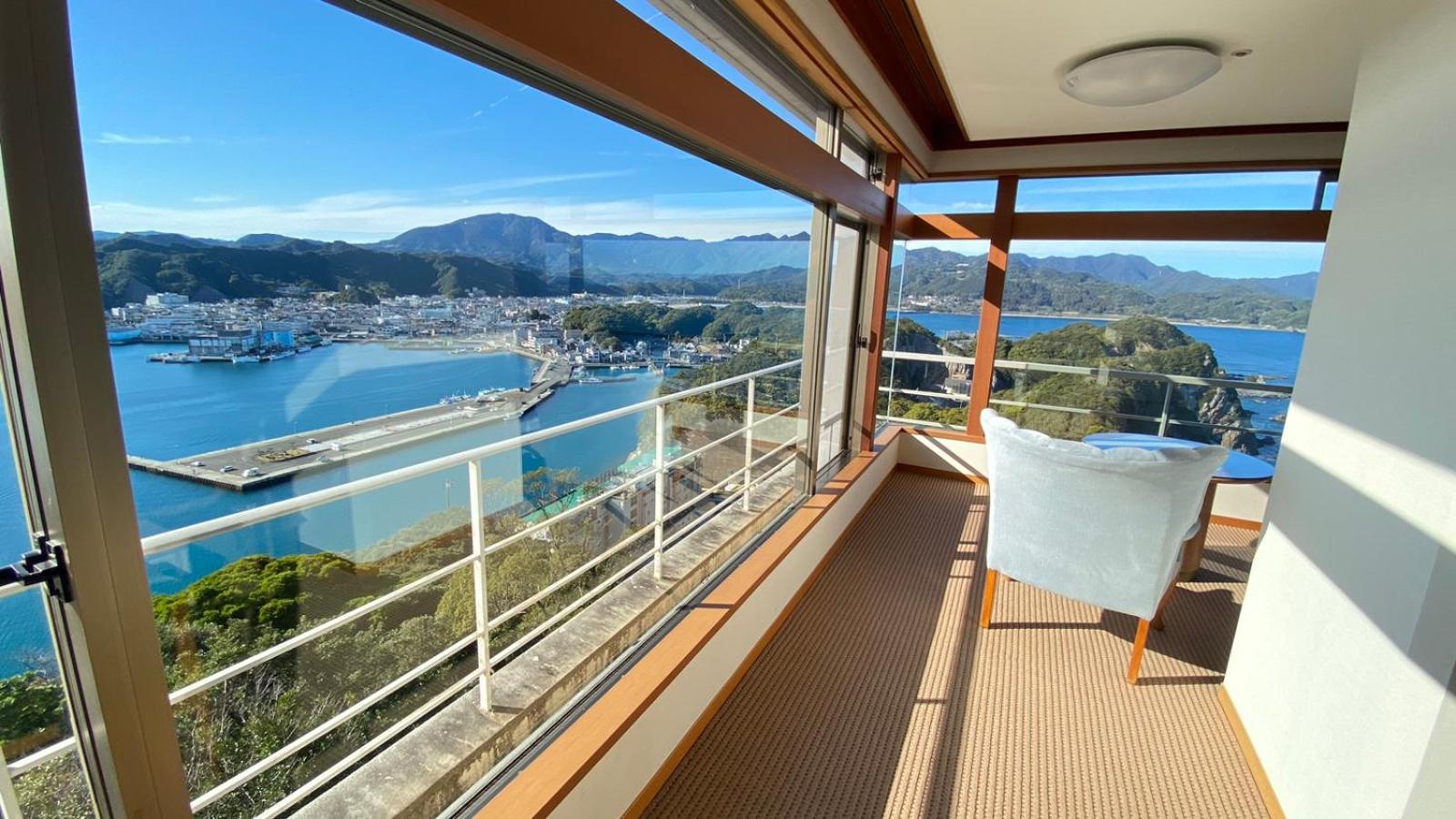 Hotel Urashima Katsuura  Exterior photo